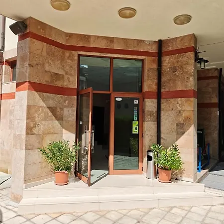 Serenity Hotel 3*